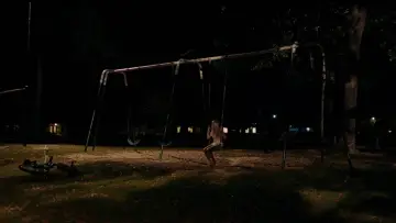 Backdrop to the movie "It Follows" #1206627