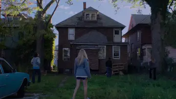 Backdrop to the movie "It Follows" #1529622