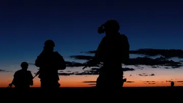 Backdrop to the movie "Sicario" #589139