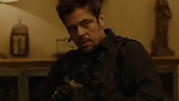 Backdrop to the movie "Sicario" #589150