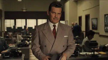 Backdrop to the movie "Hail, Caesar!" #348704