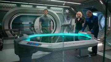 Backdrop to the movie "Passengers" #625649