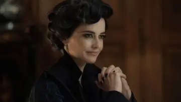 Backdrop to the movie "Miss Peregrine