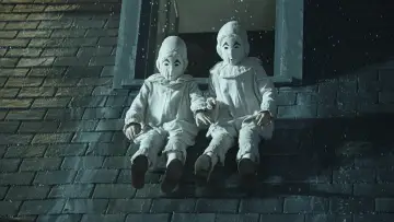Backdrop to the movie "Miss Peregrine