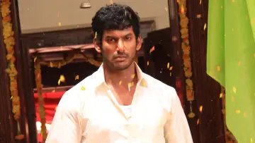 Backdrop to the movie "Madha Gaja Raja" #1782826