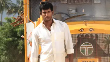 Backdrop to the movie "Madha Gaja Raja" #1782828