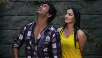 Backdrop to the movie "Madha Gaja Raja" #1782843