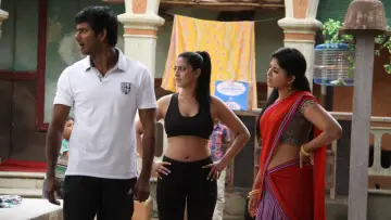 Backdrop to the movie "Madha Gaja Raja" #1782851