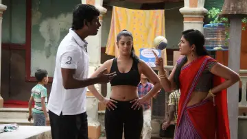 Backdrop to the movie "Madha Gaja Raja" #1782853