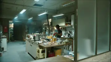 Backdrop to the movie "Soul Kitchen" #994037