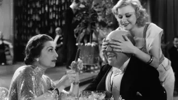 Backdrop to the movie "Gold Diggers of 1933" #466092