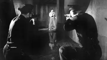Backdrop to the movie "He Walked by Night" #1918376