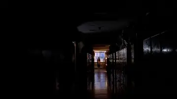 Backdrop to the movie "Wishing Stairs" #746626