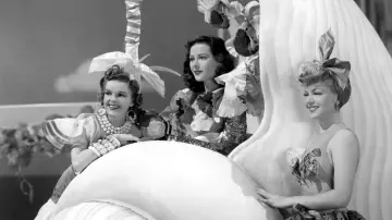 Backdrop to the movie "Ziegfeld Girl" #501409