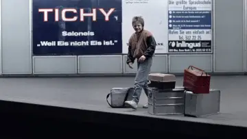 Backdrop to the movie "71 Fragments of a Chronology of Chance" #1101454