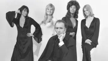 Backdrop to the movie "Dracula A.D. 1972" #1026584