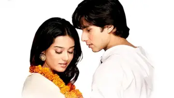 Backdrop to the movie "Vivah" #871765