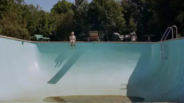 Backdrop to the movie "The Swimmer" #1031219