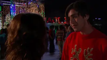 Backdrop to the movie "Merry Christmas, Drake & Josh" #1079021