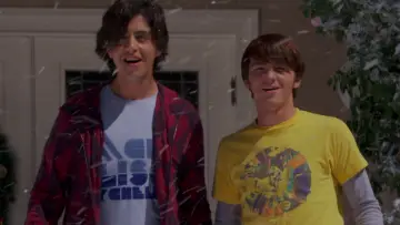 Backdrop to the movie "Merry Christmas, Drake & Josh" #1079118