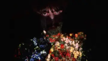 Backdrop to the movie "Magical Mystery Tour" #1034038