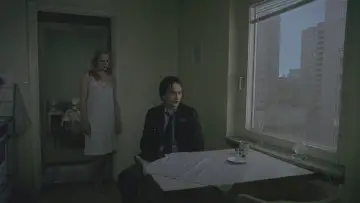 Backdrop to the movie "Songs from the Second Floor" #1082079