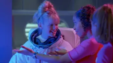 Backdrop to the movie "Zenon: Girl of the 21st Century" #1860038