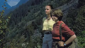 Backdrop to the movie "Gold Diggers: The Secret of Bear Mountain" #1092333