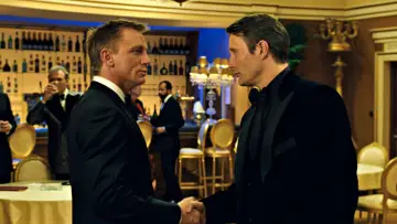 Backdrop to the movie "Casino Royale" #573339