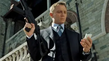 Backdrop to the movie "Casino Royale" #573349