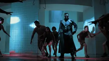 Backdrop to the movie "Blade" #621094