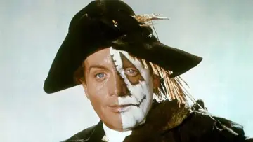 Backdrop to the movie "Dr. Syn, Alias the Scarecrow" #1791824