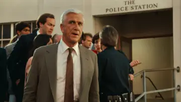 Backdrop to the movie "The Naked Gun: From the Files of Police Squad!" #1630251