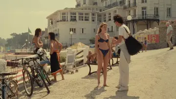 Backdrop to the movie "A Summer