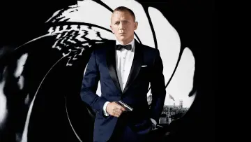 Backdrop to the movie "Skyfall" #587947