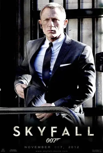 Poster to the movie "Skyfall" #588033