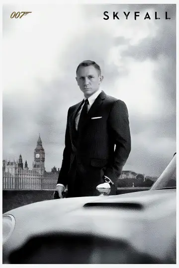 Poster to the movie "Skyfall" #588040