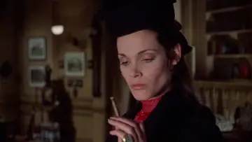 Backdrop to the movie "Dr Jekyll & Sister Hyde" #432769
