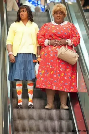 Poster to the movie "Big Mommas: Like Father, Like Son" #939719