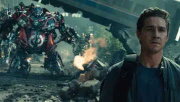 Backdrop to the movie "Transformers: Dark of the Moon" #810756