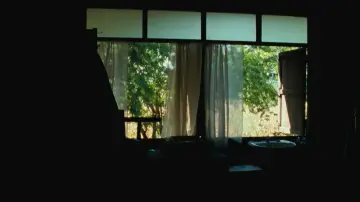 Backdrop to the movie "Uncle Boonmee Who Can Recall His Past Lives" #996518