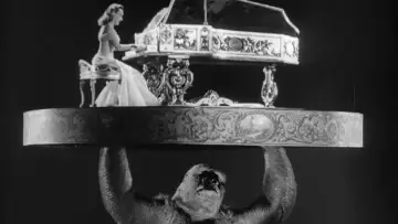 Backdrop to the movie "Mighty Joe Young" #1081724