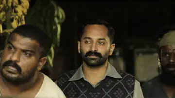Backdrop to the movie "Iyobinte Pusthakam" #1622697