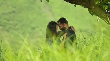 Backdrop to the movie "Iyobinte Pusthakam" #1622703