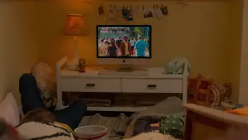 Backdrop to the movie "Me and Earl and the Dying Girl" #1269955