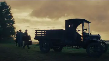 Backdrop to the movie "The Lost City of Z" #1630508