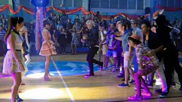 Backdrop to the movie "Teen Beach 2" #980544