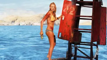 Backdrop to the movie "The Shallows" #1207629