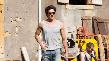 Backdrop to the movie "Obsession" #1208690