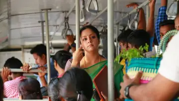 36 Vayadhinile Poster